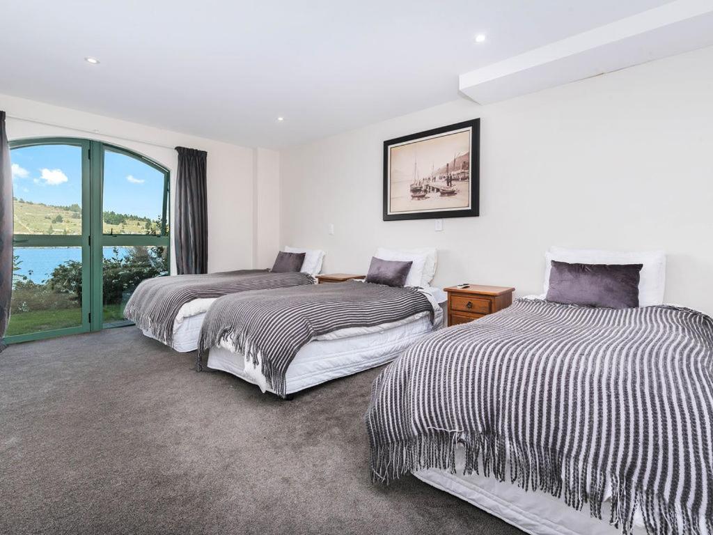 Lakefront Living At Remarkables Retreat - Unit 4 クイーンズタウン エクステリア 写真
