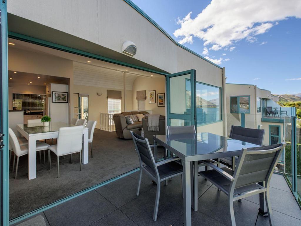 Lakefront Living At Remarkables Retreat - Unit 4 クイーンズタウン エクステリア 写真